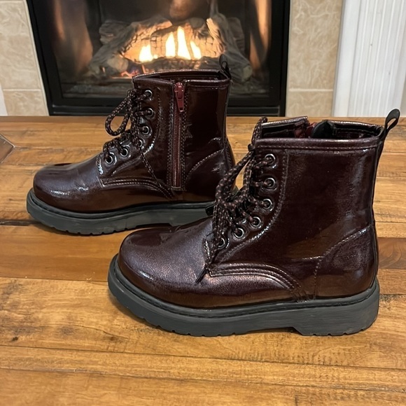 MADDEN Girl Combat Boots 4 metallic  ankle boots , small scuff mark R heel - Picture 3 of 8